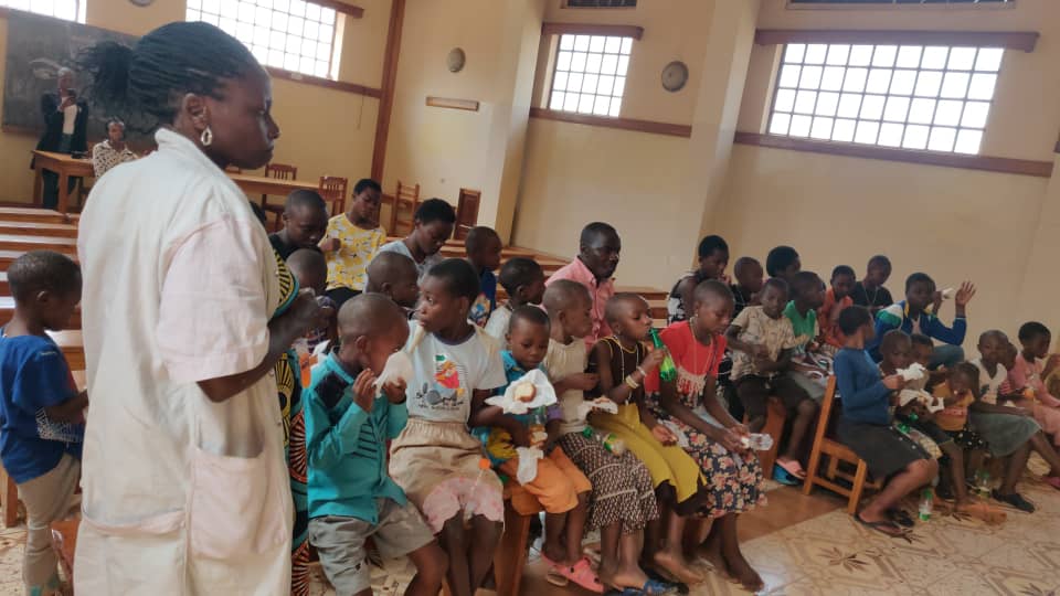 Enfants du Sud-Kivu accompagnés par APEEG